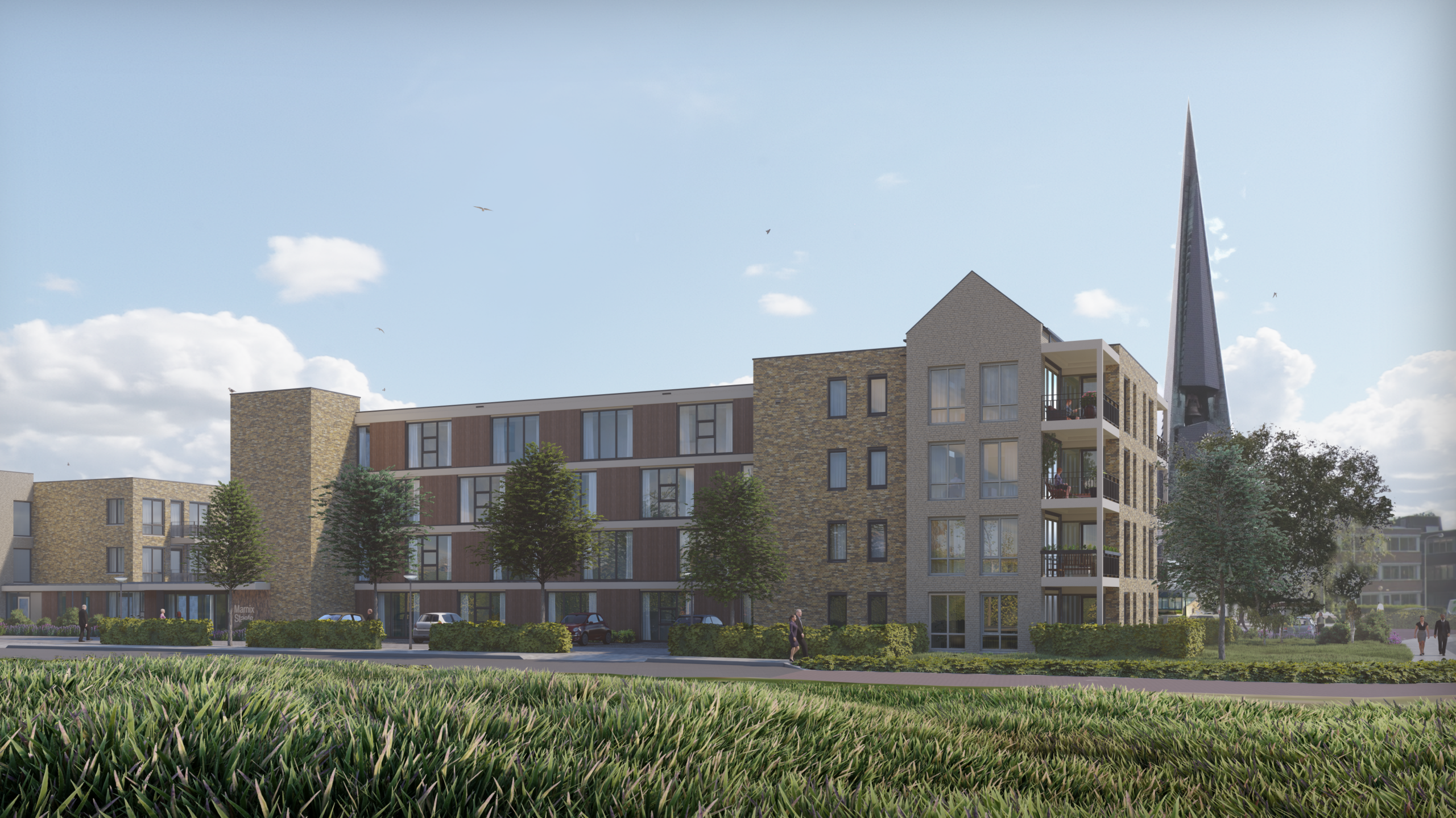 Afbeelding van een modern gebouw met meerdere verdiepingen, omgeven door bomen en gras, met een kerktoren op de achtergrond.