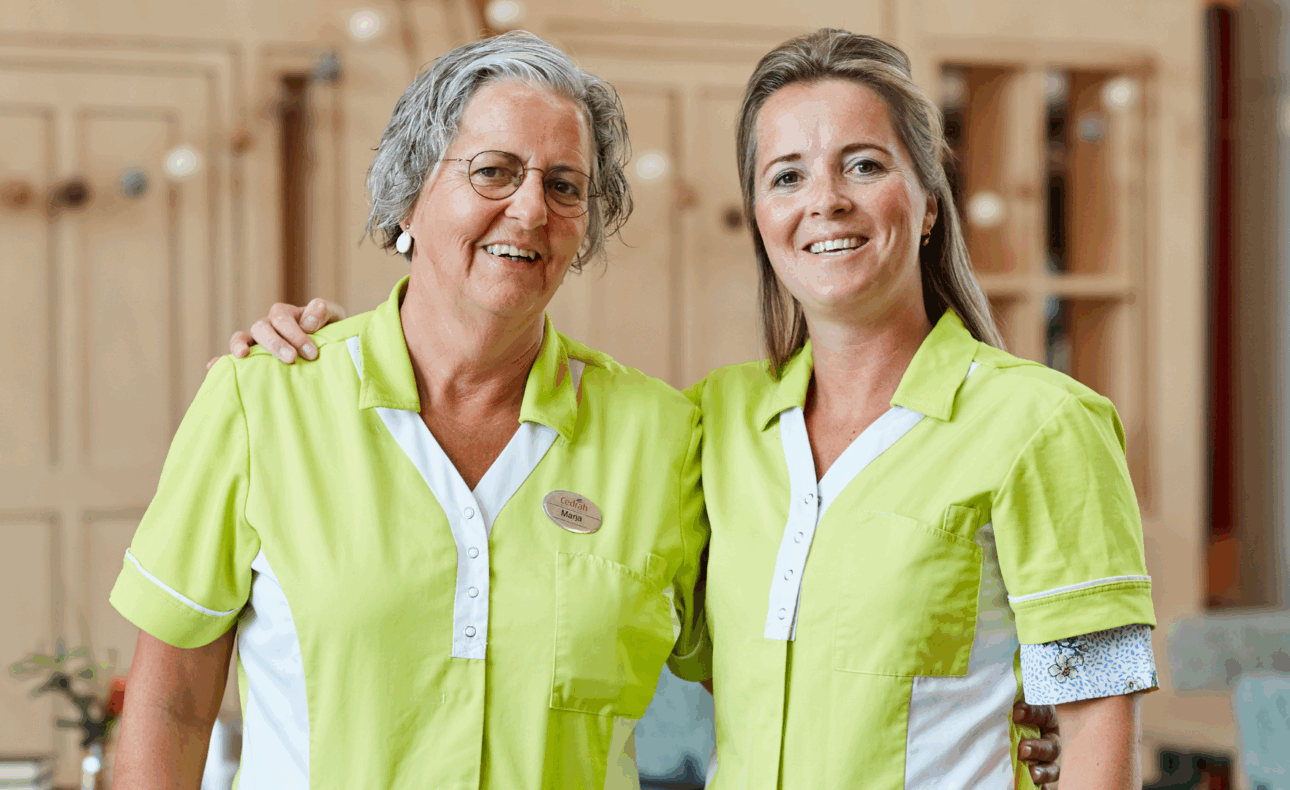 Twee zorgmedewerkers van Cedrah