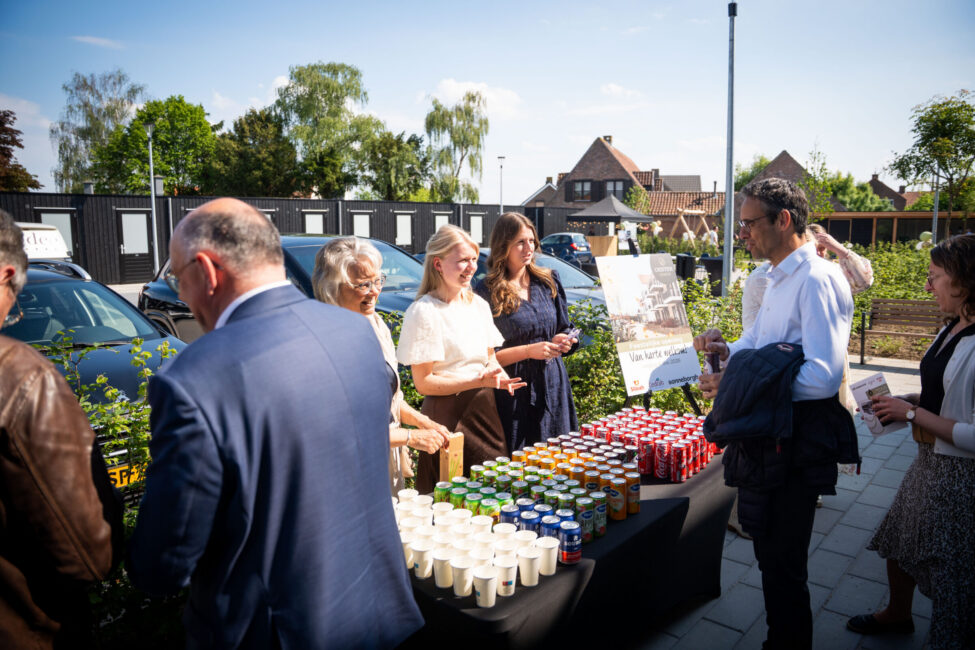 Frisdranken bij opening Oester Staete