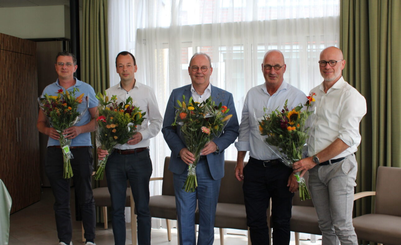 Het team met bloemen